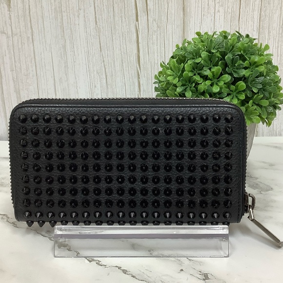 Christian Louboutin Handbags - GUC Christian Louboutin Black Panettone Zip Long Wallet